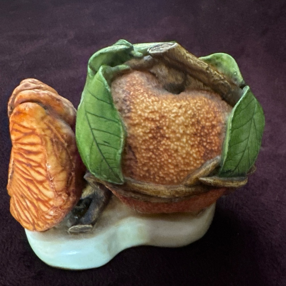 Harmony Kingdom garden orange trinket box